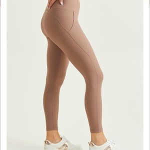 Small Boutique leggings butter soft